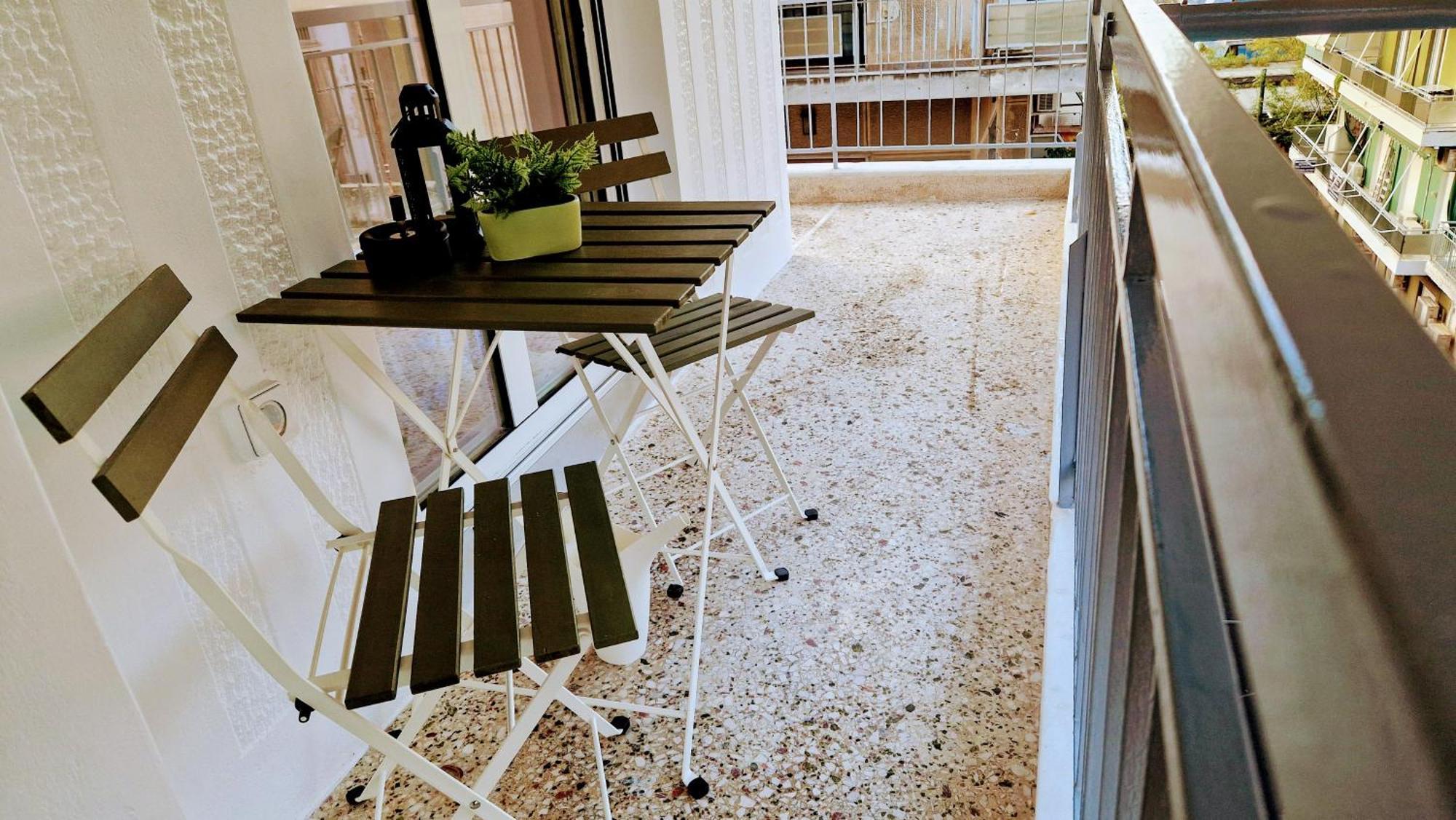 Apartment Gem, Next To Metro, Walk To Akropolis Athens