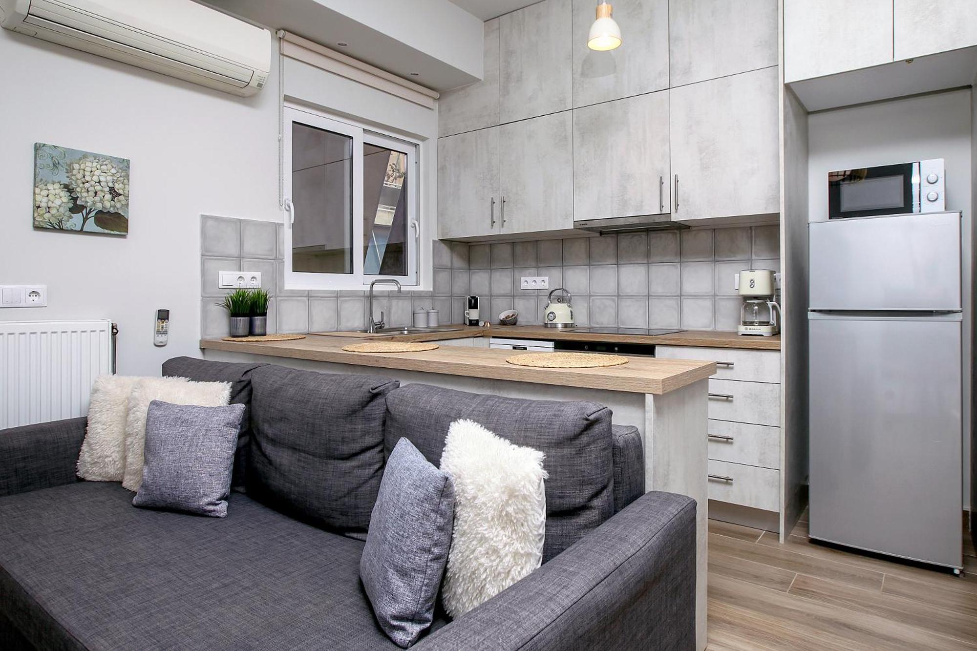 Gem, Next To Metro, Walk To Akropolis Apartment *
